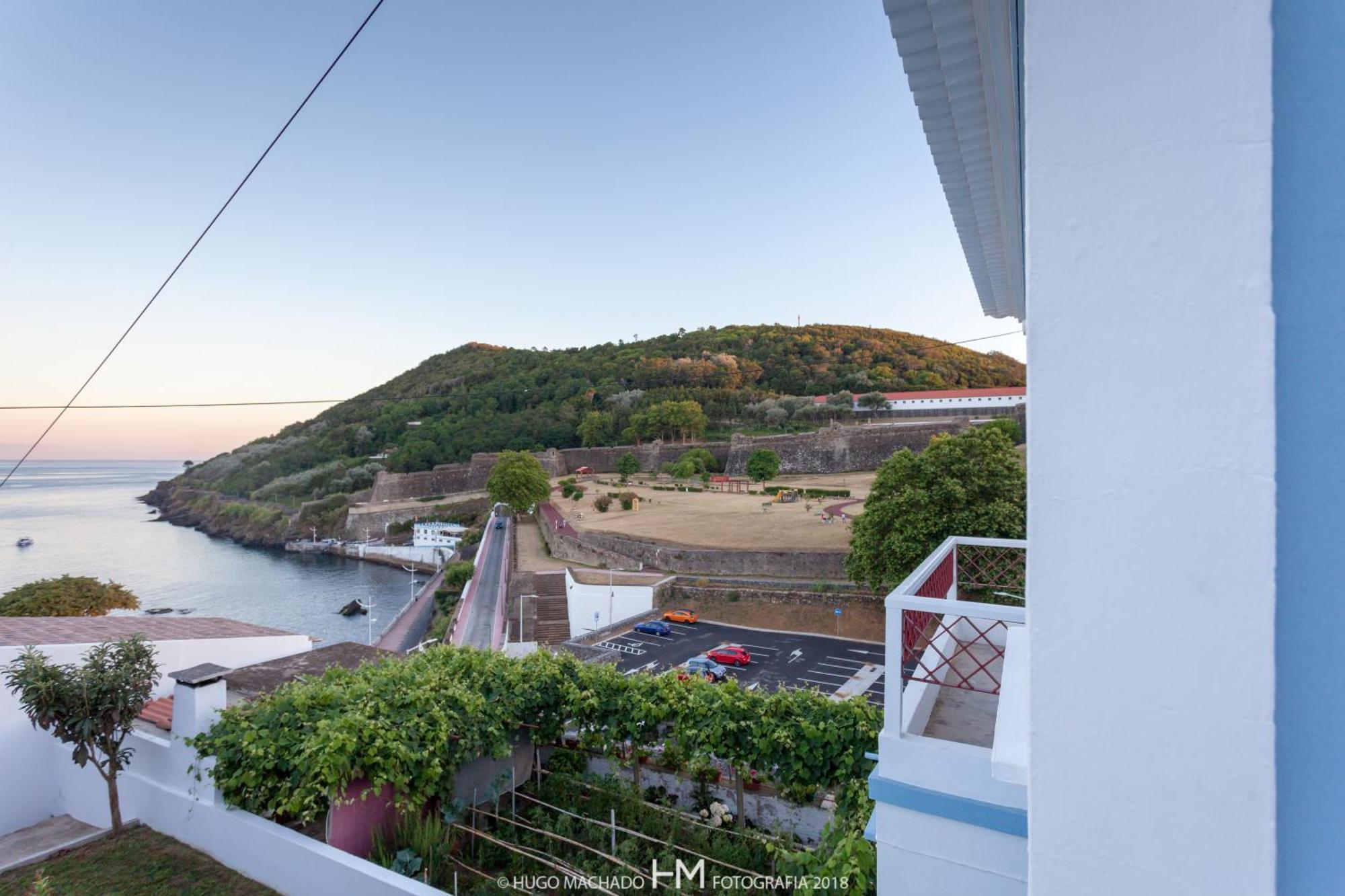 Casa Da Muralha Angra do Heroismo Bagian luar foto